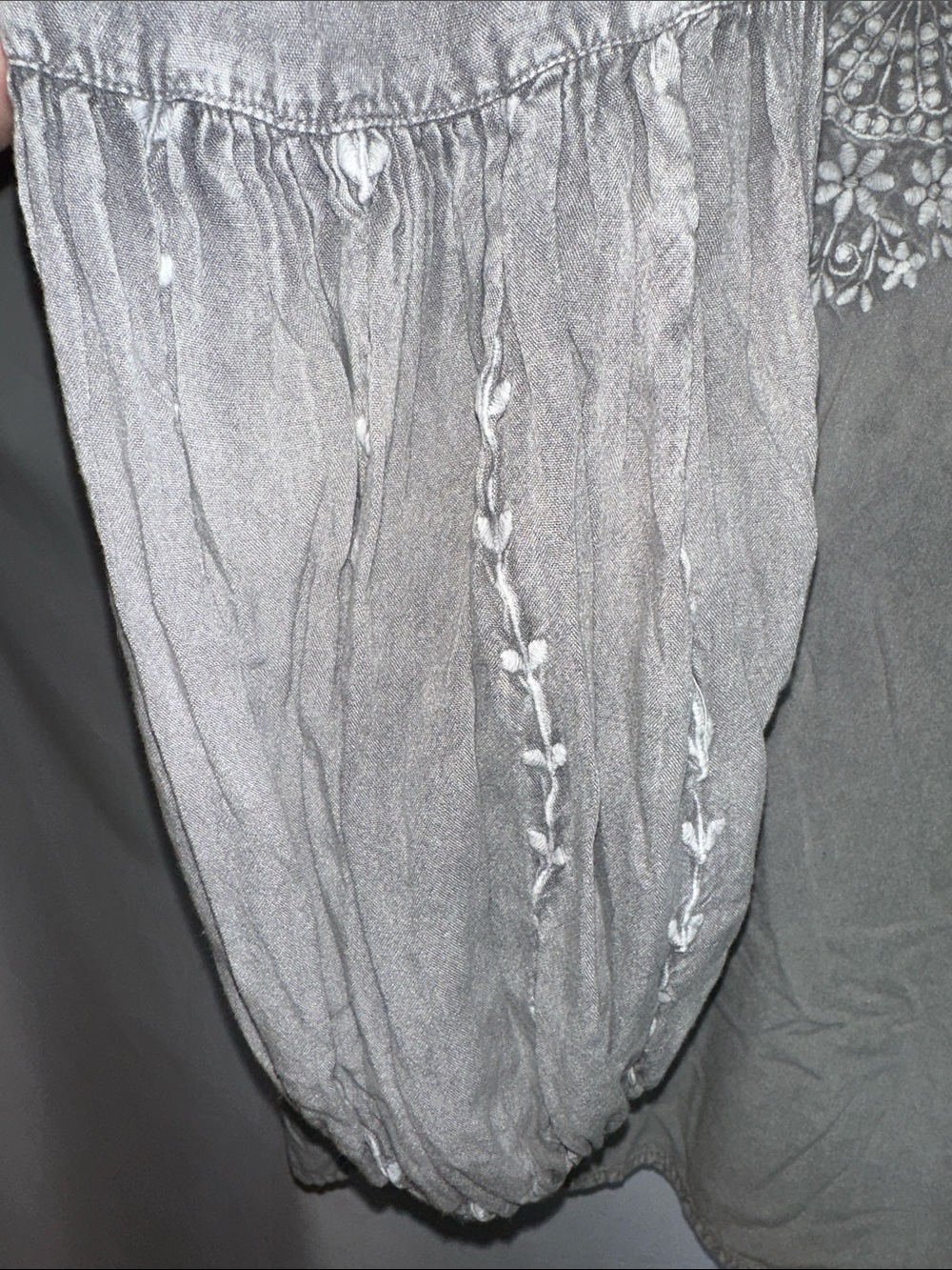 Solitaire Gray Embroidered Peasant Tunic - Picture 4 of 7